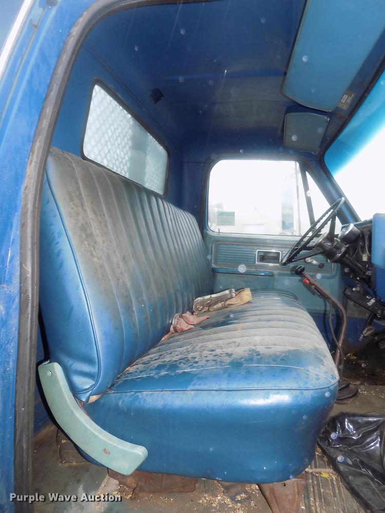 image for item DB8625 1977 Chevrolet C65 flatbed truck