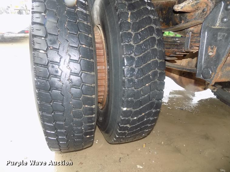 image for item DB8625 1977 Chevrolet C65 flatbed truck