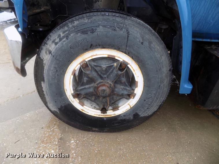 image for item DB8625 1977 Chevrolet C65 flatbed truck