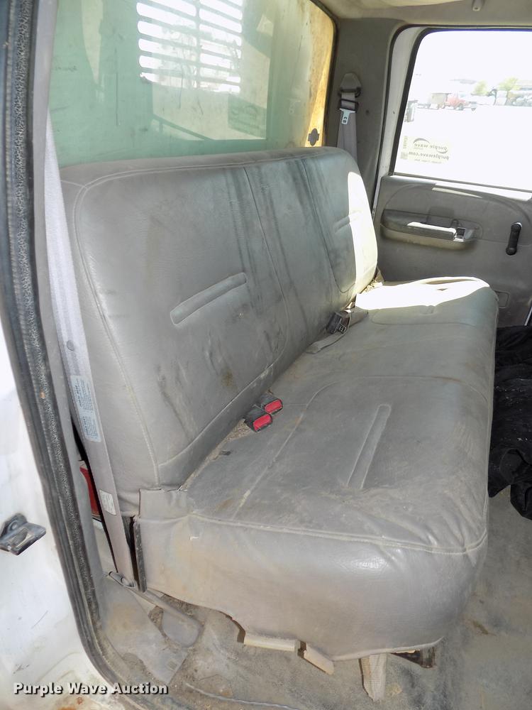 image for item DB8635 1999 Ford F450 Super Duty Crew Cab dump truck