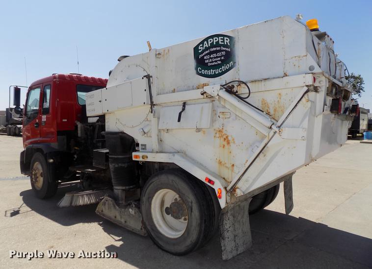 image for item DB8636 1997 GMC T7500 street sweeper