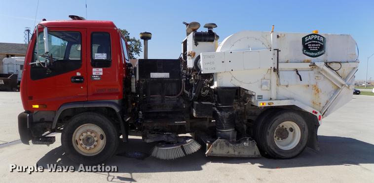 image for item DB8636 1997 GMC T7500 street sweeper