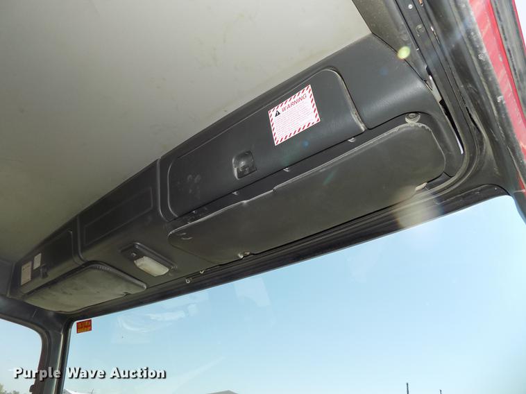 image for item DB8636 1997 GMC T7500 street sweeper