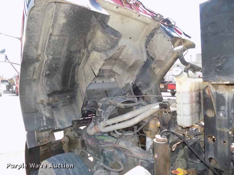 image for item DB8636 1997 GMC T7500 street sweeper