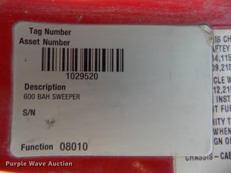 image for item DB8636 1997 GMC T7500 street sweeper