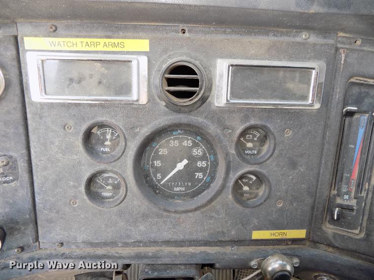 image for item DB8638 1991 Ford LT8000 dump truck