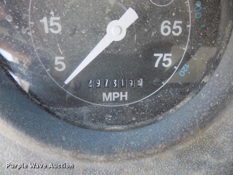 image for item DB8638 1991 Ford LT8000 dump truck