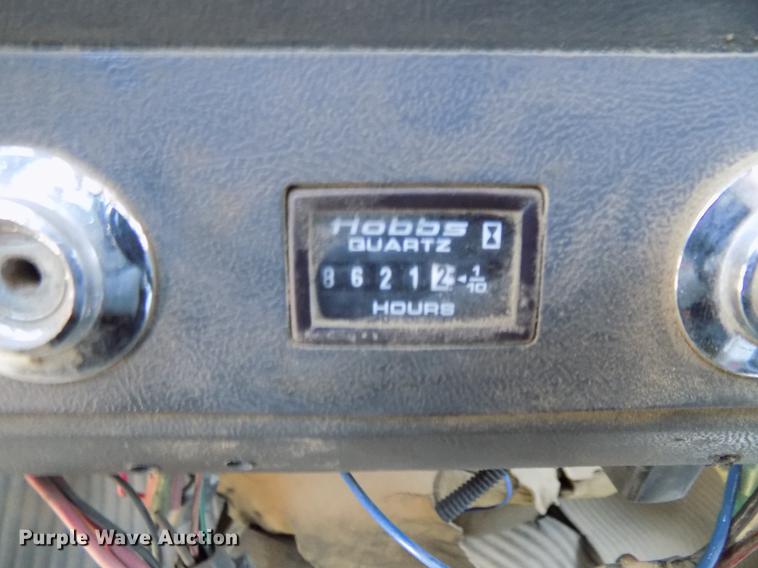 image for item DB8638 1991 Ford LT8000 dump truck