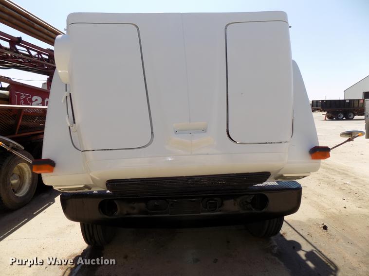 image for item DB8638 1991 Ford LT8000 dump truck