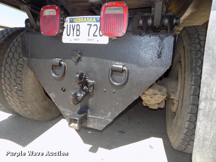 image for item DB8638 1991 Ford LT8000 dump truck