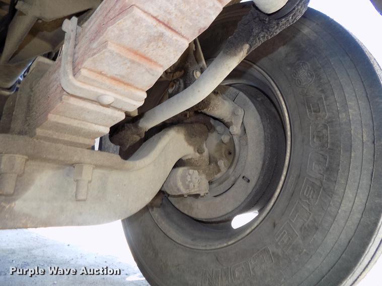 image for item DB8638 1991 Ford LT8000 dump truck