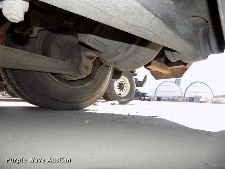 image for item DB8638 1991 Ford LT8000 dump truck