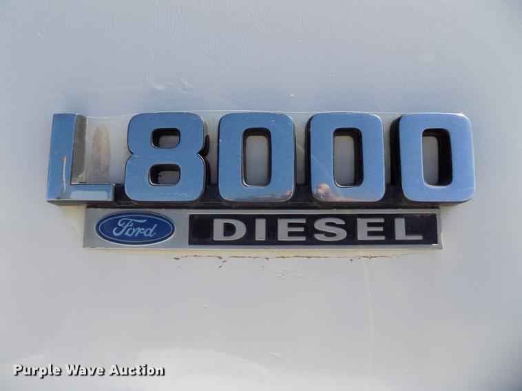 image for item DB8638 1991 Ford LT8000 dump truck