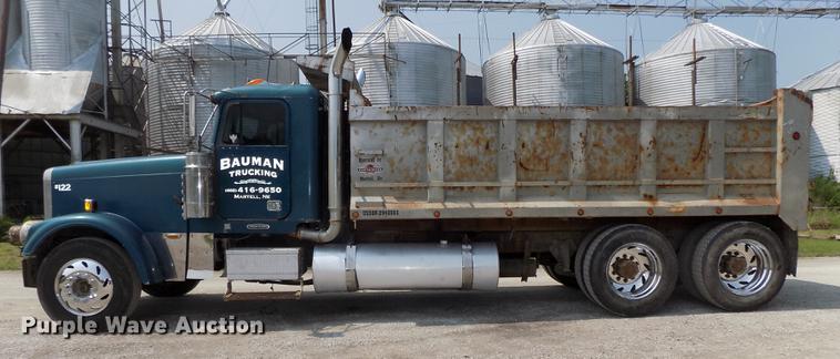 image for item DB8640 1997 Freightliner FLD 120 Classic XL dump truck