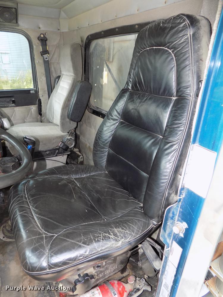 image for item DB8640 1997 Freightliner FLD 120 Classic XL dump truck