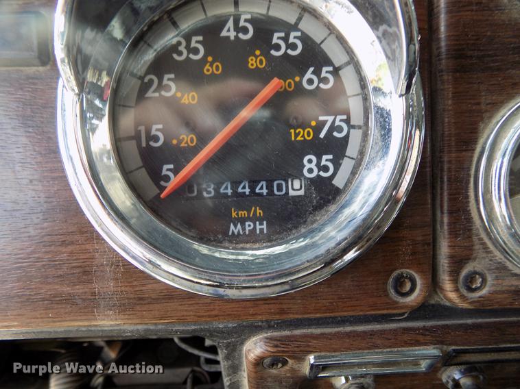 image for item DB8640 1997 Freightliner FLD 120 Classic XL dump truck