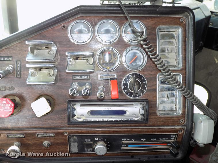 image for item DB8640 1997 Freightliner FLD 120 Classic XL dump truck