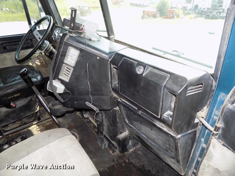 image for item DB8640 1997 Freightliner FLD 120 Classic XL dump truck