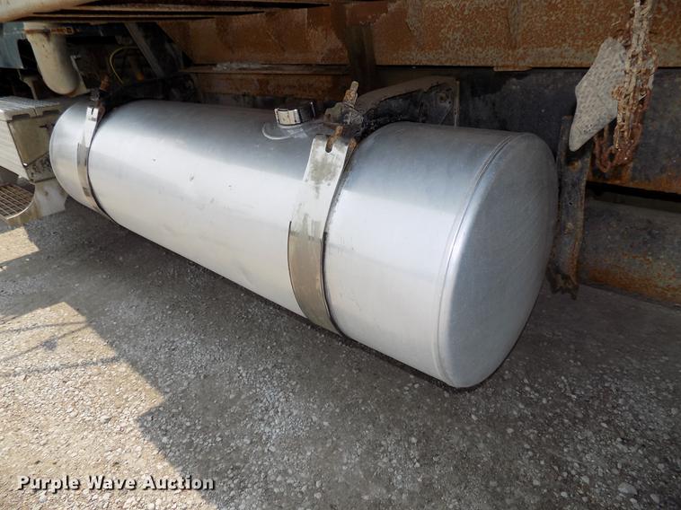 image for item DB8640 1997 Freightliner FLD 120 Classic XL dump truck