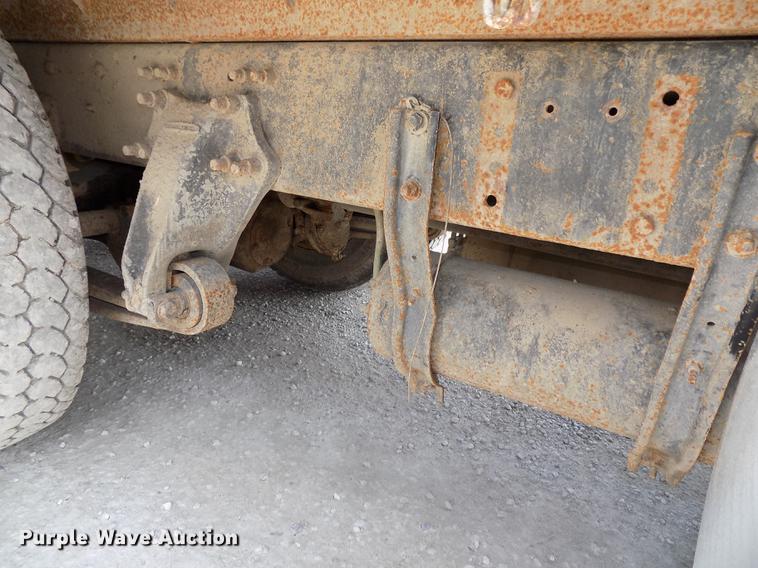 image for item DB8640 1997 Freightliner FLD 120 Classic XL dump truck