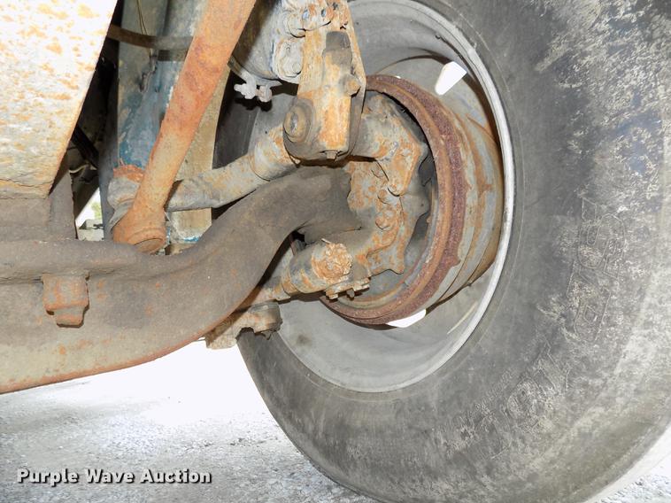 image for item DB8640 1997 Freightliner FLD 120 Classic XL dump truck