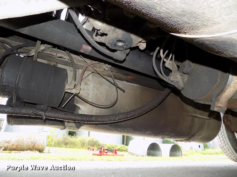 image for item DB8640 1997 Freightliner FLD 120 Classic XL dump truck