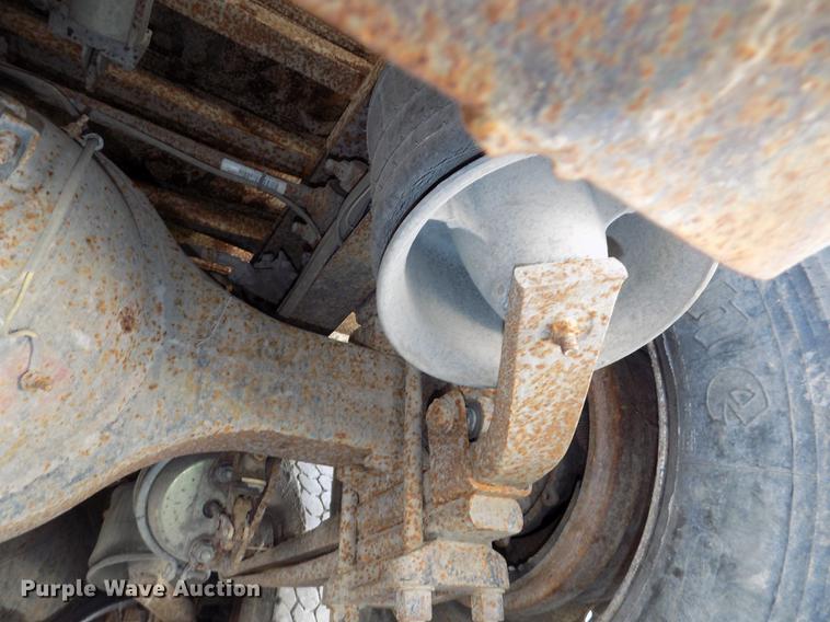 image for item DB8640 1997 Freightliner FLD 120 Classic XL dump truck