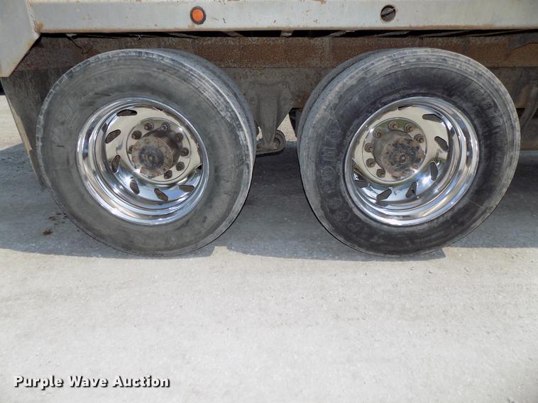 image for item DB8640 1997 Freightliner FLD 120 Classic XL dump truck