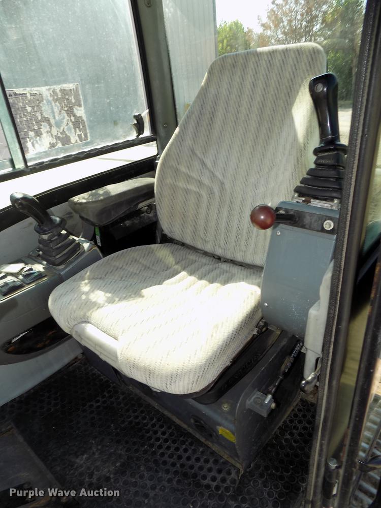 image for item DB8650 2005 Ingersoll Rand ZX-125 excavator