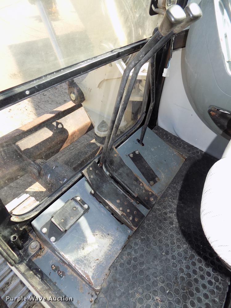 image for item DB8650 2005 Ingersoll Rand ZX-125 excavator