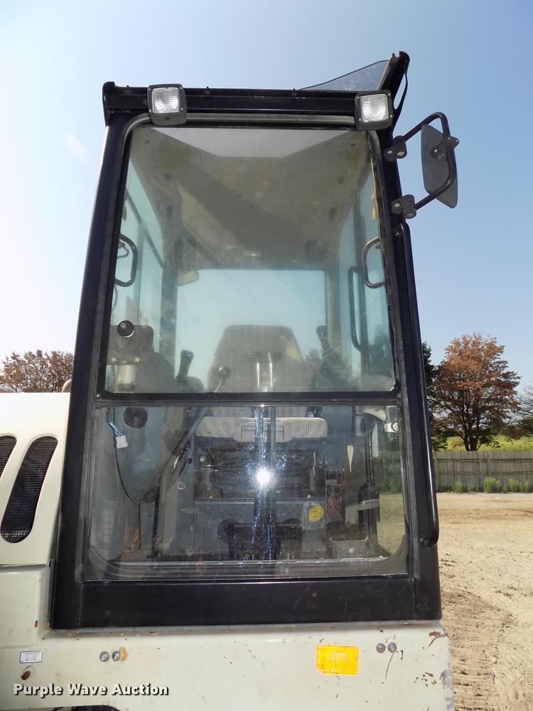 image for item DB8650 2005 Ingersoll Rand ZX-125 excavator