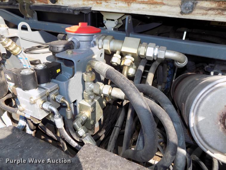 image for item DB8650 2005 Ingersoll Rand ZX-125 excavator