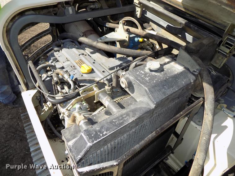 image for item DB8650 2005 Ingersoll Rand ZX-125 excavator