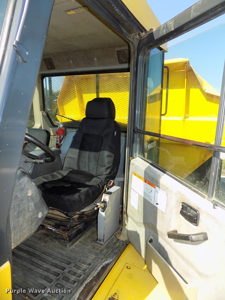 image for item DB8651 2003 Komatsu HM300-1 haul truck