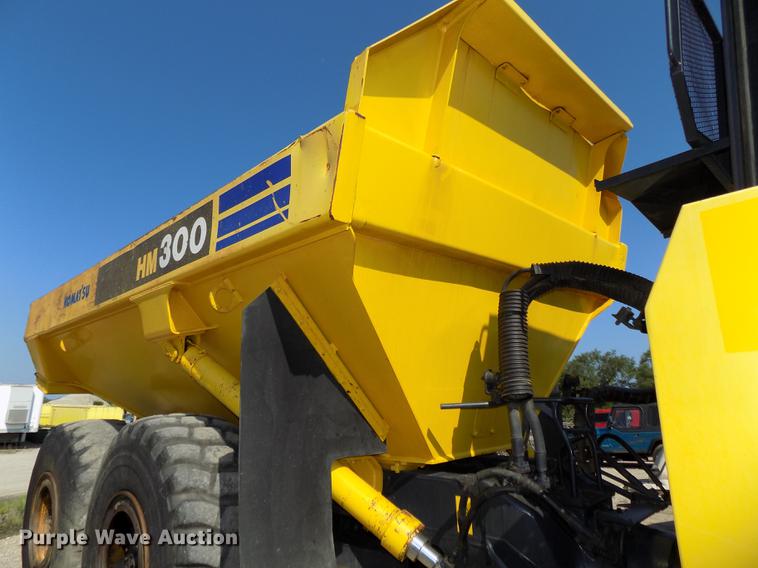 image for item DB8651 2003 Komatsu HM300-1 haul truck