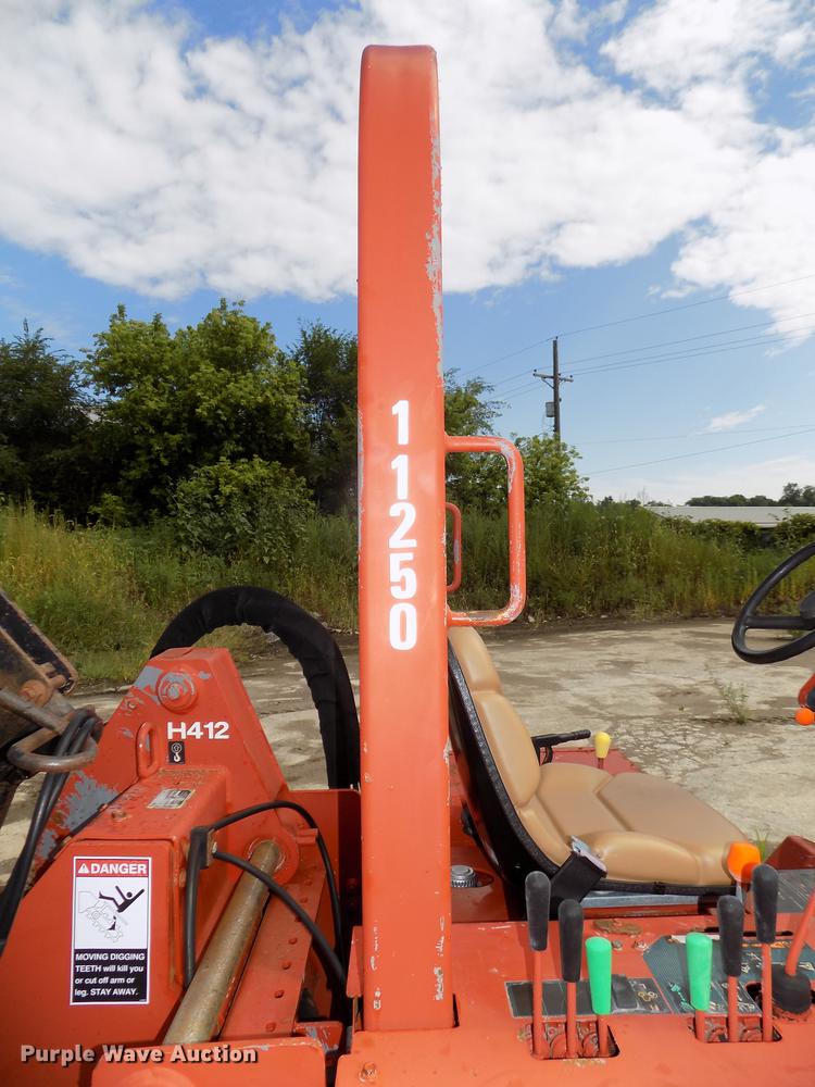 image for item DB8653 2000 Ditch Witch 5700 trencher