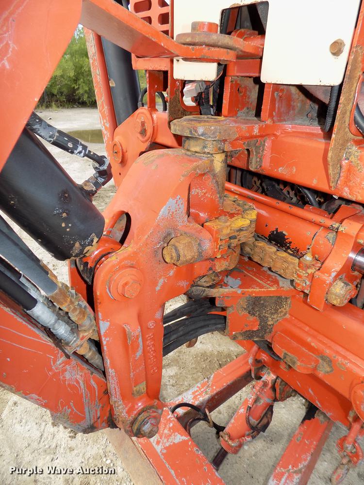 image for item DB8653 2000 Ditch Witch 5700 trencher