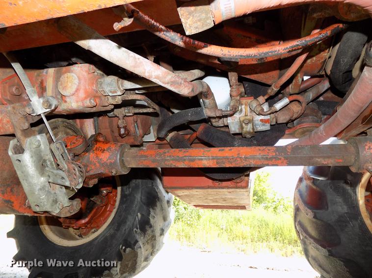 image for item DB8653 2000 Ditch Witch 5700 trencher