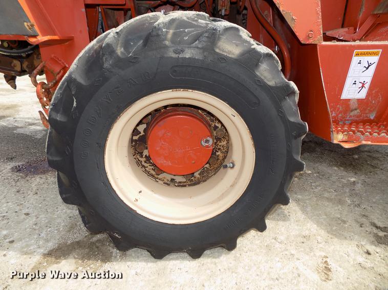 image for item DB8653 2000 Ditch Witch 5700 trencher