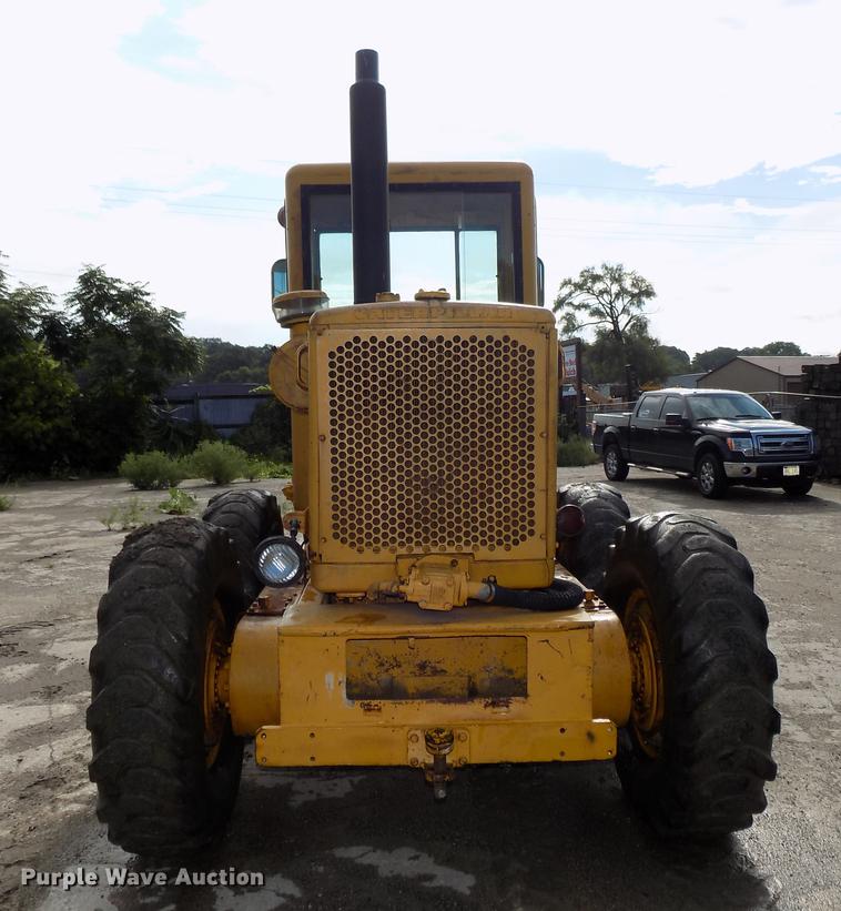 image for item DB8654 1969 Caterpillar 12F rigid frame motor grader