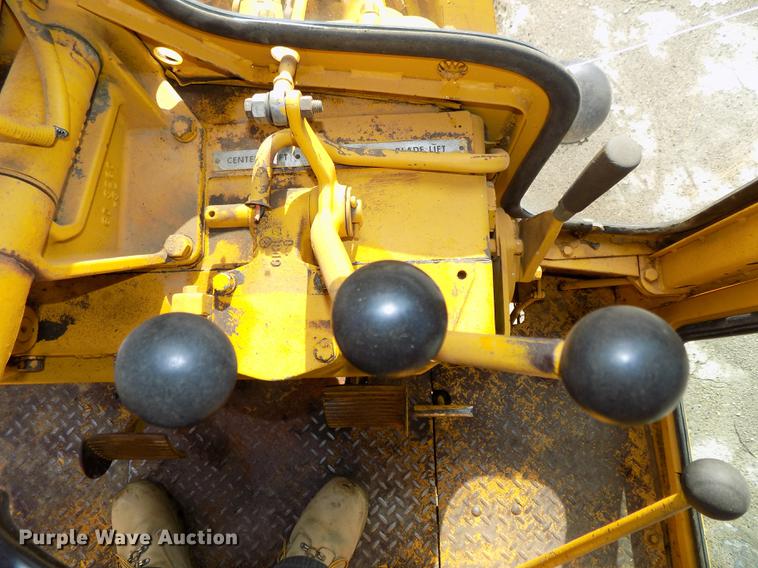 image for item DB8654 1969 Caterpillar 12F rigid frame motor grader