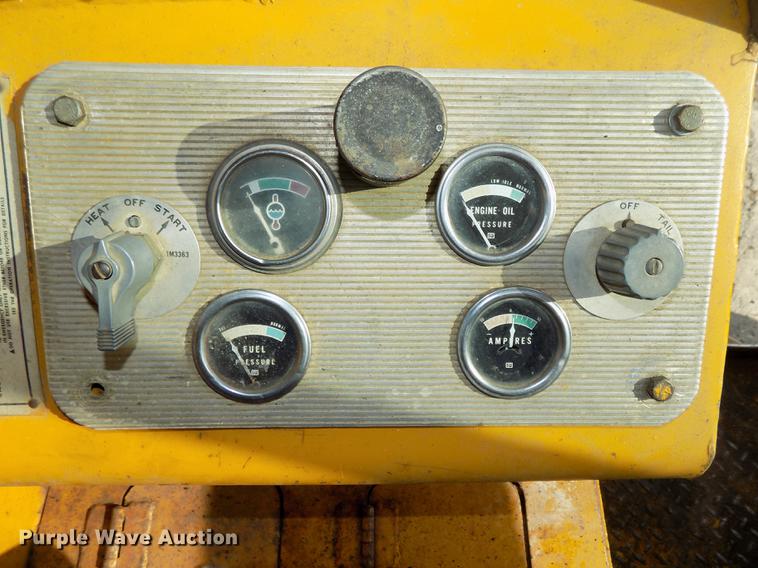 image for item DB8654 1969 Caterpillar 12F rigid frame motor grader