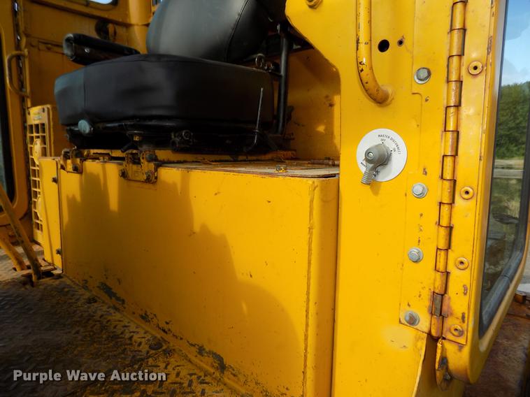 image for item DB8654 1969 Caterpillar 12F rigid frame motor grader