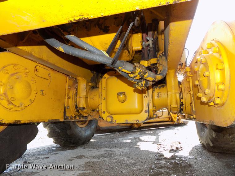 image for item DB8654 1969 Caterpillar 12F rigid frame motor grader