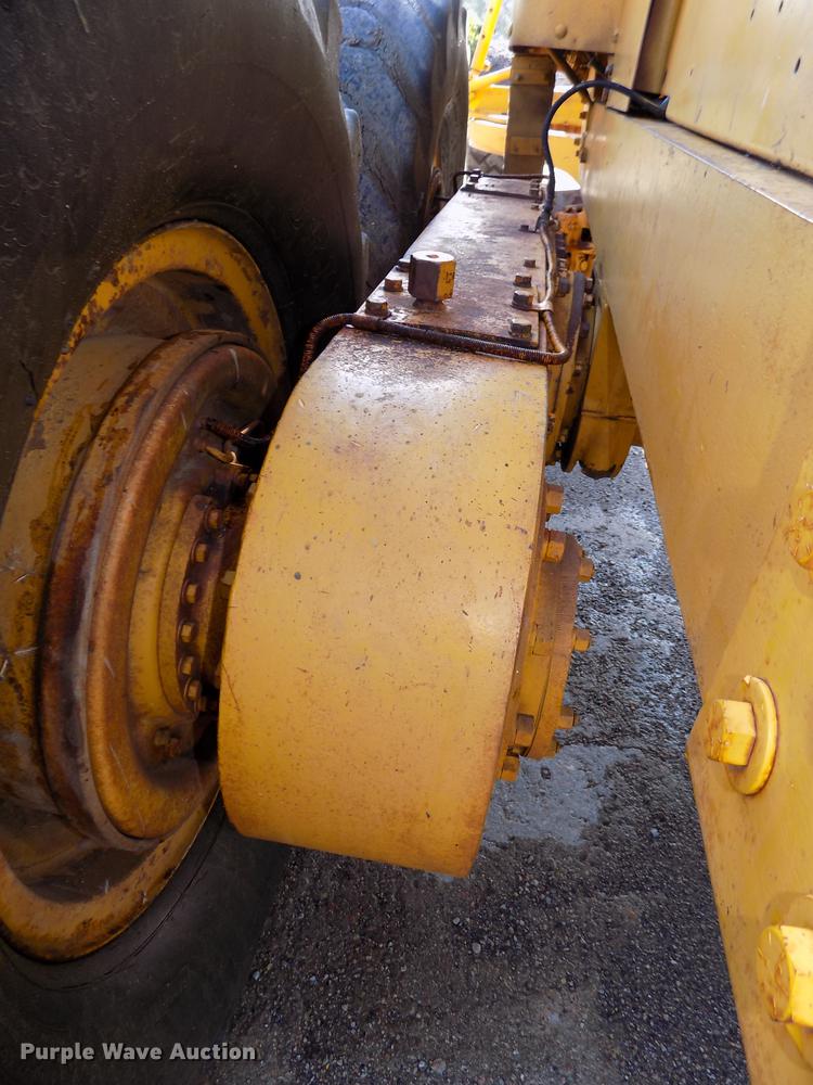 image for item DB8654 1969 Caterpillar 12F rigid frame motor grader