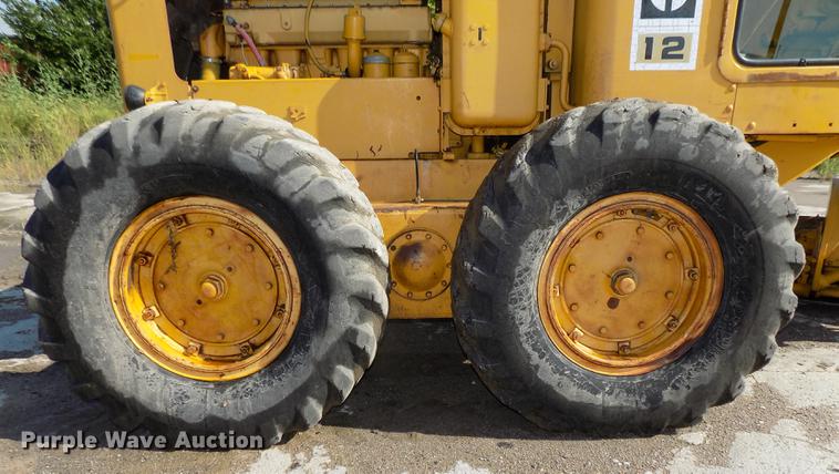 image for item DB8654 1969 Caterpillar 12F rigid frame motor grader