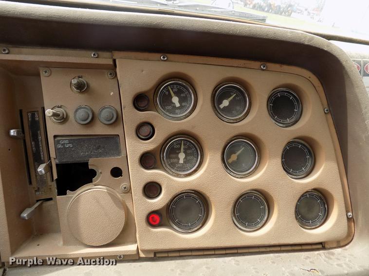 image for item DB9138 1978 Ford crane truck