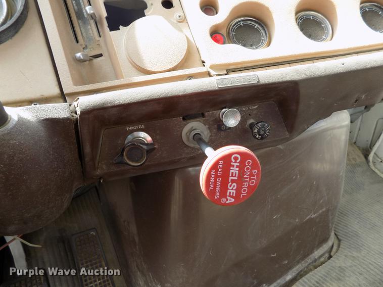 image for item DB9138 1978 Ford crane truck