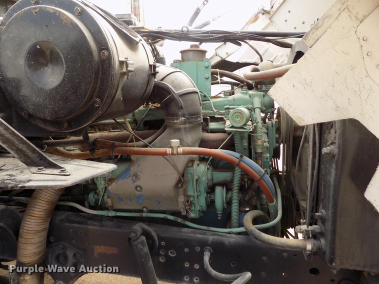 image for item DB9138 1978 Ford crane truck