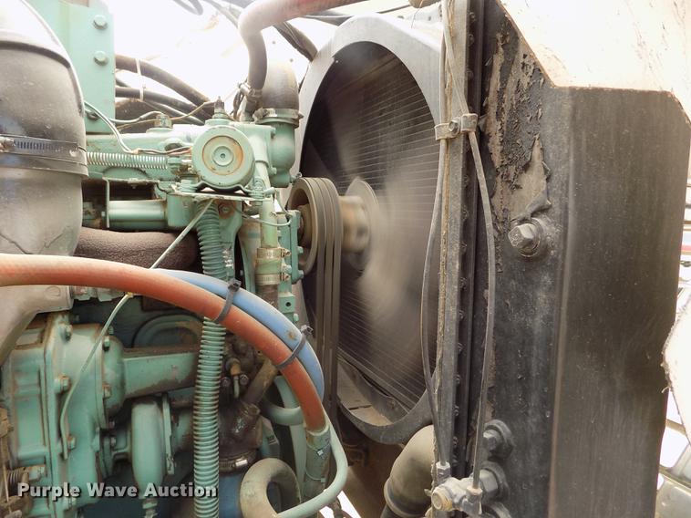 image for item DB9138 1978 Ford crane truck